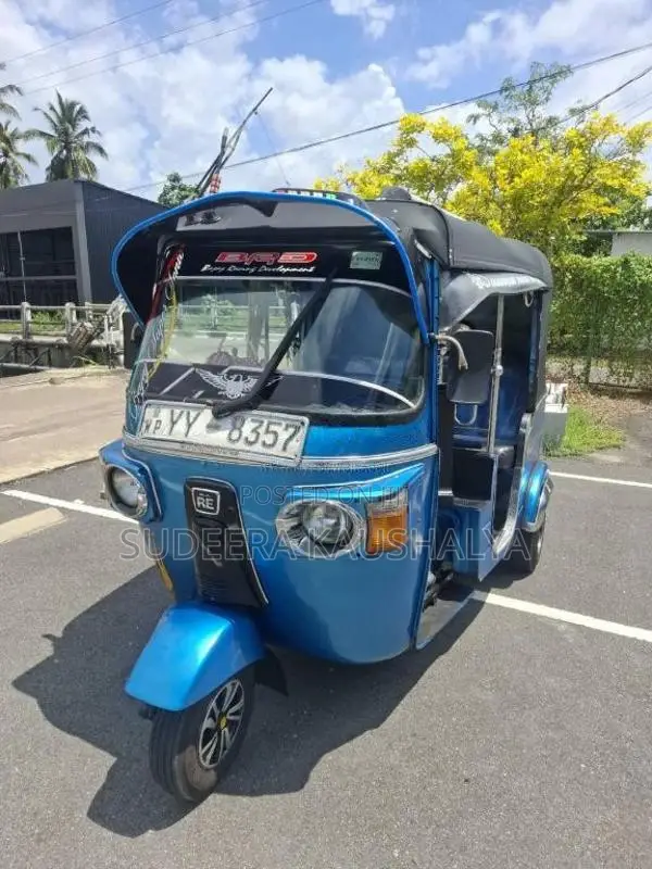 Bajaj 4 Stroke 2012 Three Wheel (Used)