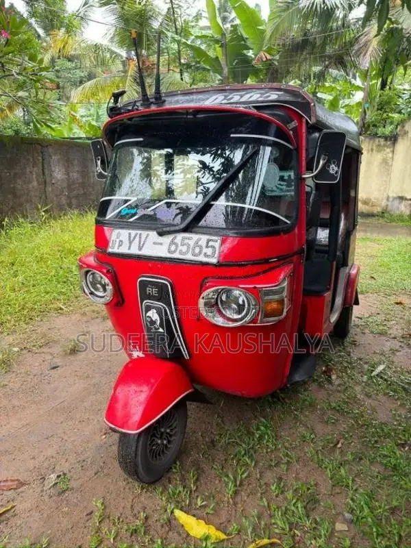 Bajaj 4 Stroke 2012 Three Wheel (Used)