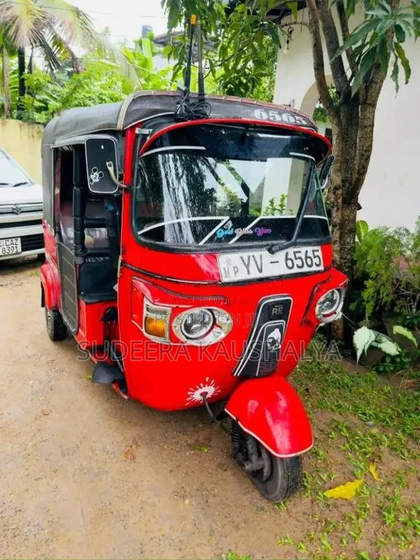Bajaj 4 Stroke 2012 Three Wheel (Used)