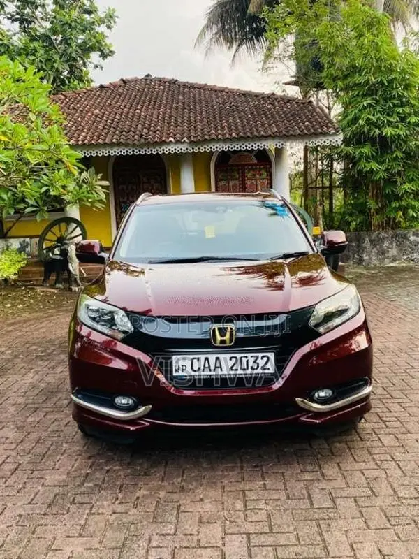 Honda Vezel 2014 SUV (Used)