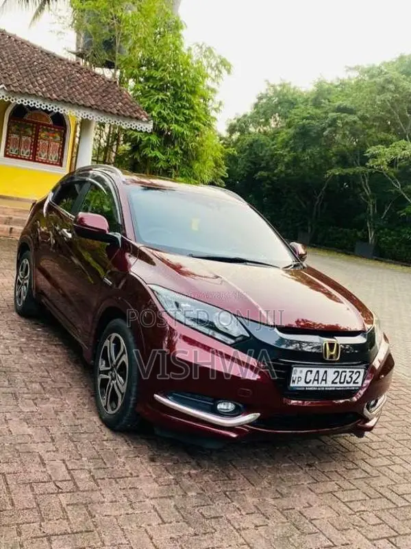 Honda Vezel 2014 SUV (Used)