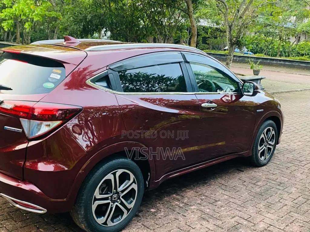 Honda Vezel 2014 SUV (Used)