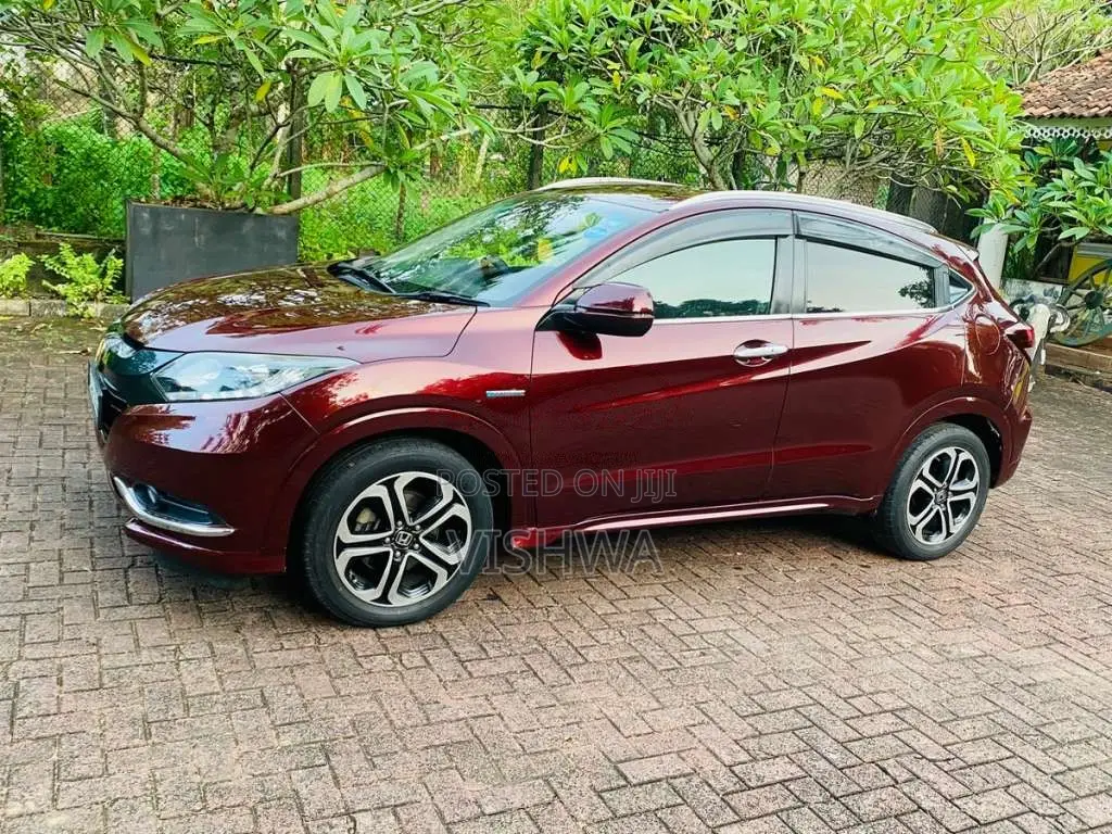 Honda Vezel 2014 SUV (Used)