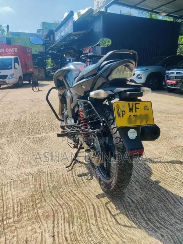 Hero Hunk 2010 Motorbike (Used)