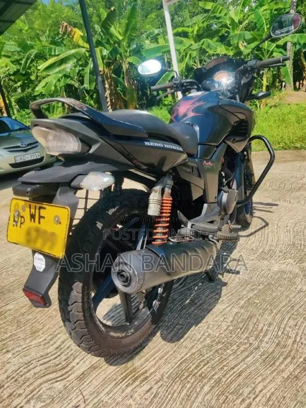 Hero Hunk 2010 Motorbike (Used)