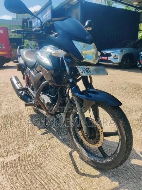 Hero Hunk 2010 Motorbike (Used)