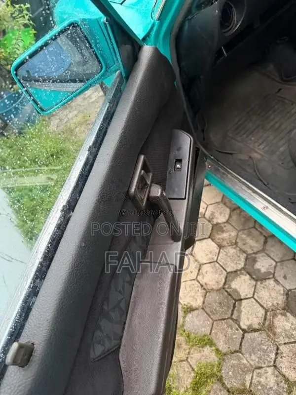 Mitsubishi Lancer Flat Light 1983 Car (Used)