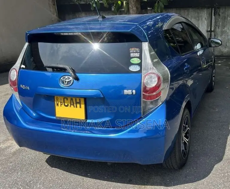 Toyota Aqua 2013 Car (Used)