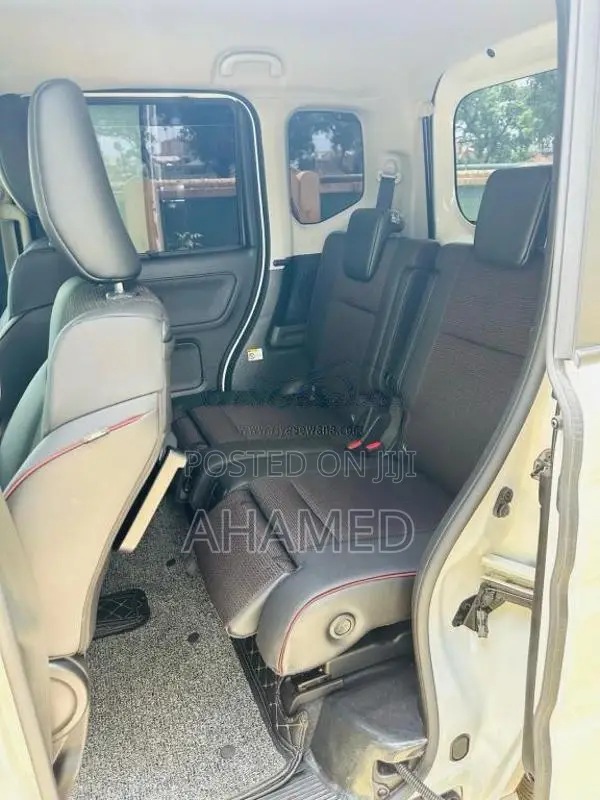 Suzuki Spacia Custom XS 2024 Car (Used)