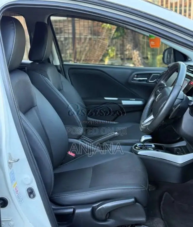 Honda Grace 2015 Car (Used)