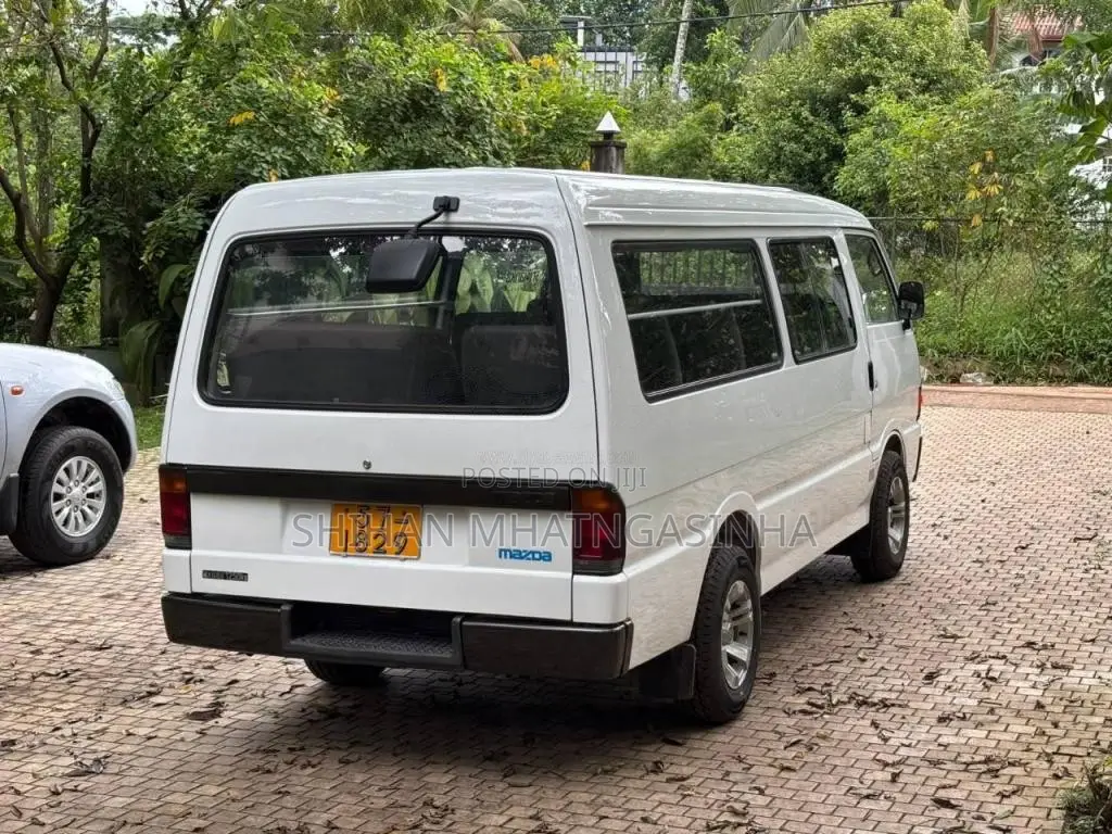 Mazda Brawny 1995 Van (Used)