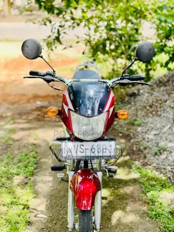 Bajaj CT-100 2010 Motorbike (Used)
