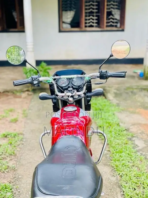 Bajaj CT-100 2010 Motorbike (Used)
