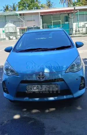 Toyota Aqua 2013 Car (Used)