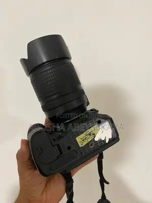 Nikon D7100 Camera for Sale