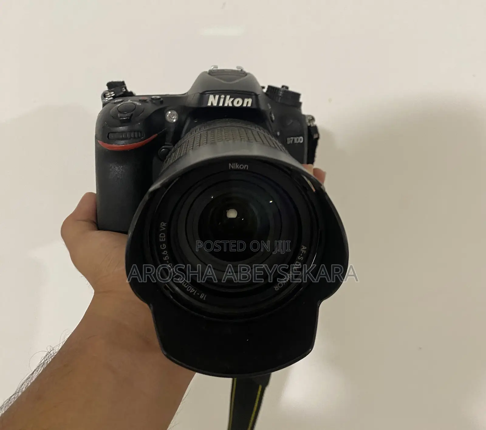 Nikon D7100 Camera for Sale