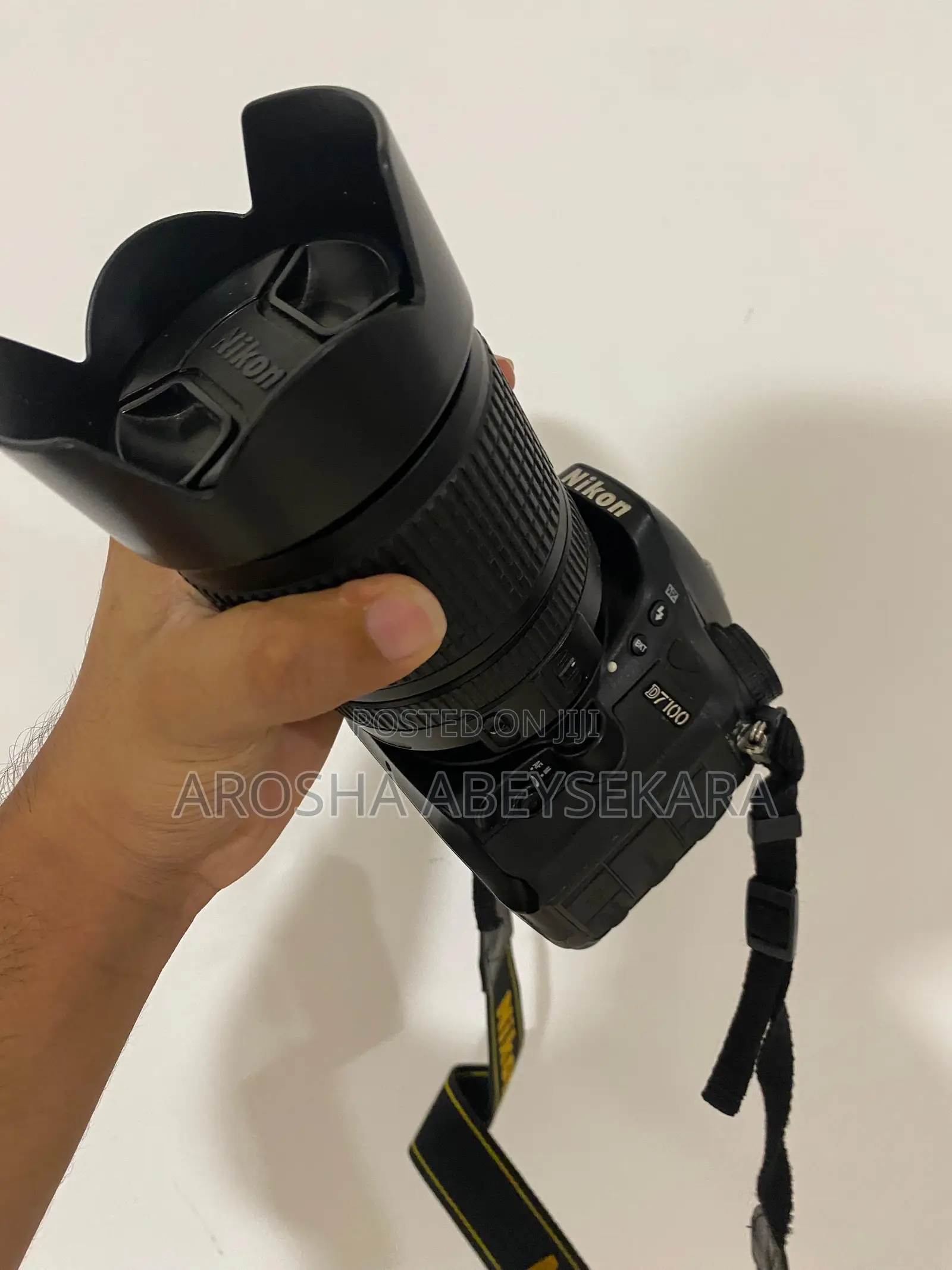 Nikon D7100 Camera for Sale