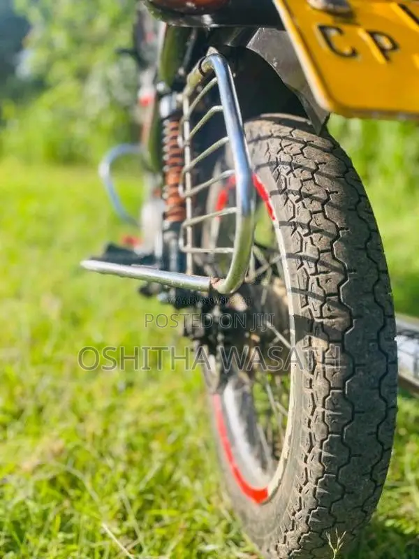 Bajaj CT-100 2010 Motorbike (Used)