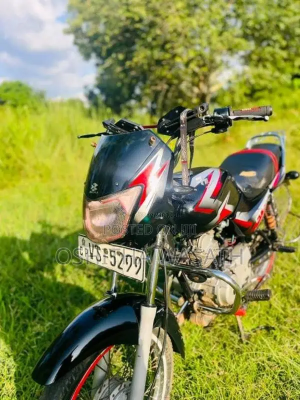 Bajaj CT-100 2010 Motorbike (Used)