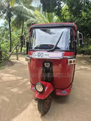 Bajaj 4 Stroke 2008 Three Wheel (Used)