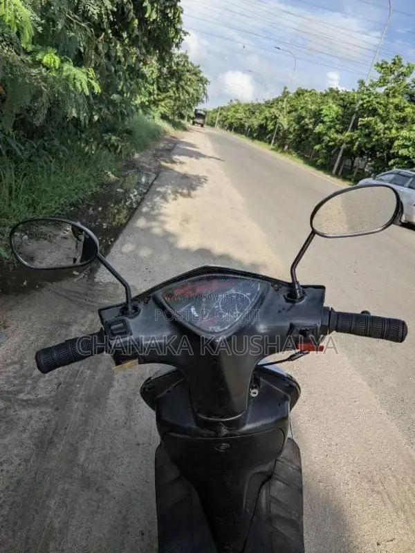TVS Scooty Streak 2011 Motorbike (Used)