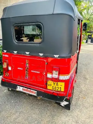 Bajaj RE 2011 Three Wheel (Used)