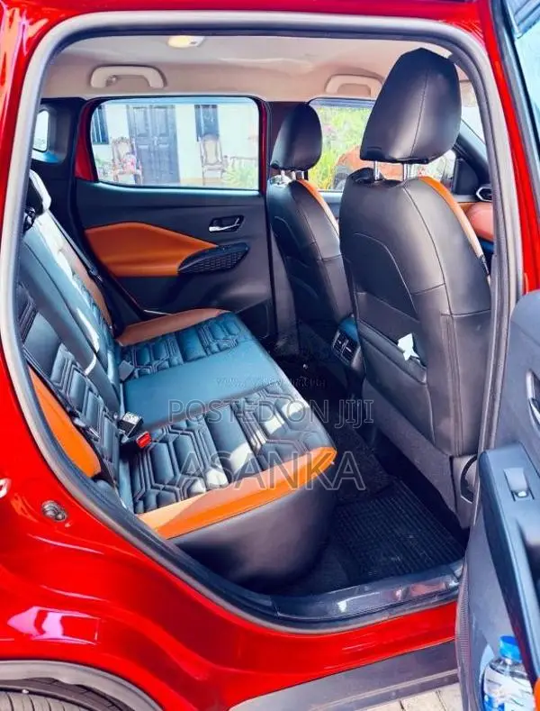 Nissan Magnite TEKNA PLUS EZ-SHIFT 2025 SUV (Used)