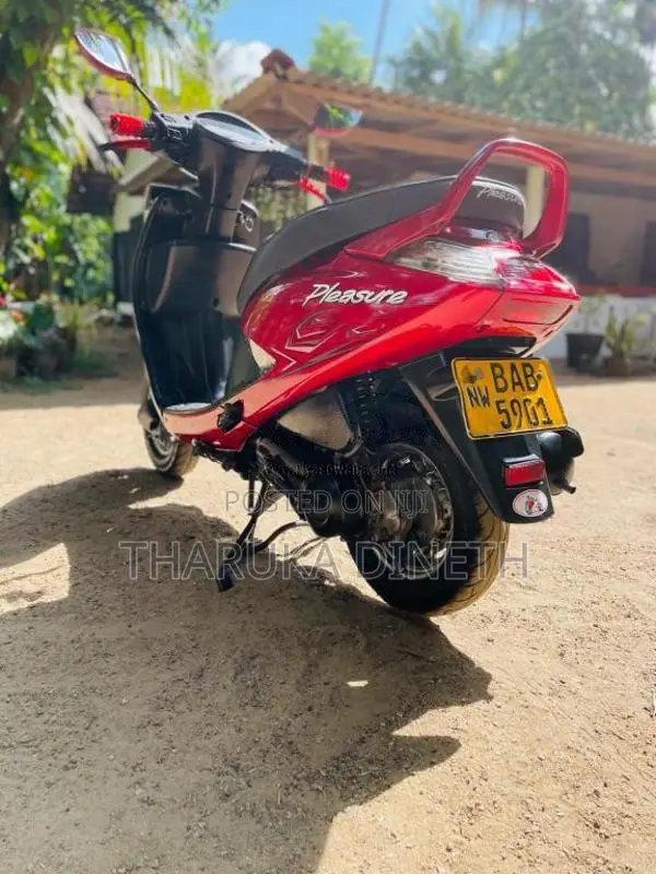 Hero Pleasure 2013 Motorbike (Used)
