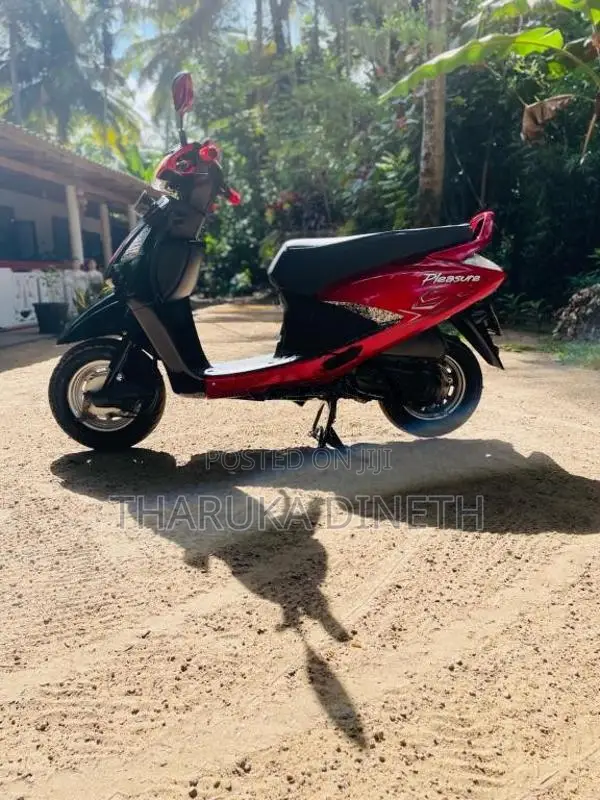 Hero Pleasure 2013 Motorbike (Used)