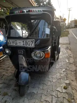 Bajaj 4 Stroke 2011 Three Wheel (Used)