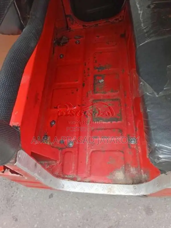 Bajaj 2 Stroke 2004 Three Wheel (Used)