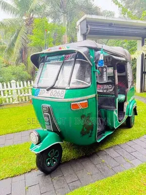 Bajaj 4 Stroke 2008 Three Wheel (Used)