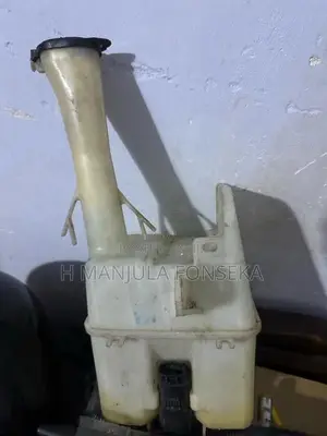 121WiperWaterTank for Car