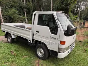 Toyota Toyoace 1992 Lorry (Used)