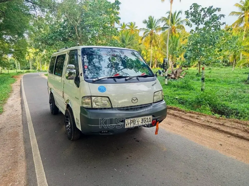 Mazda Bongo 2002 Van (Used)