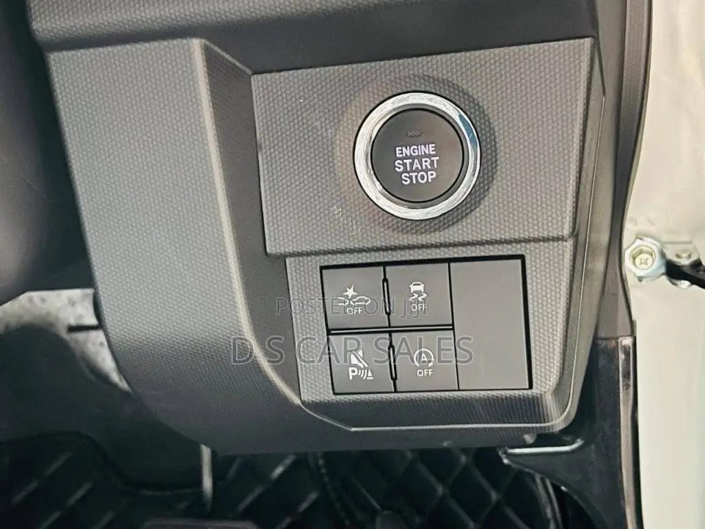 Daihatsu Taft G Dark Chrome Venture 2025 Car Unregistered (Recondition