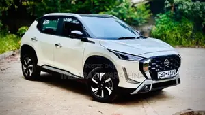 Nissan Magnite 2025 SUV (Used)