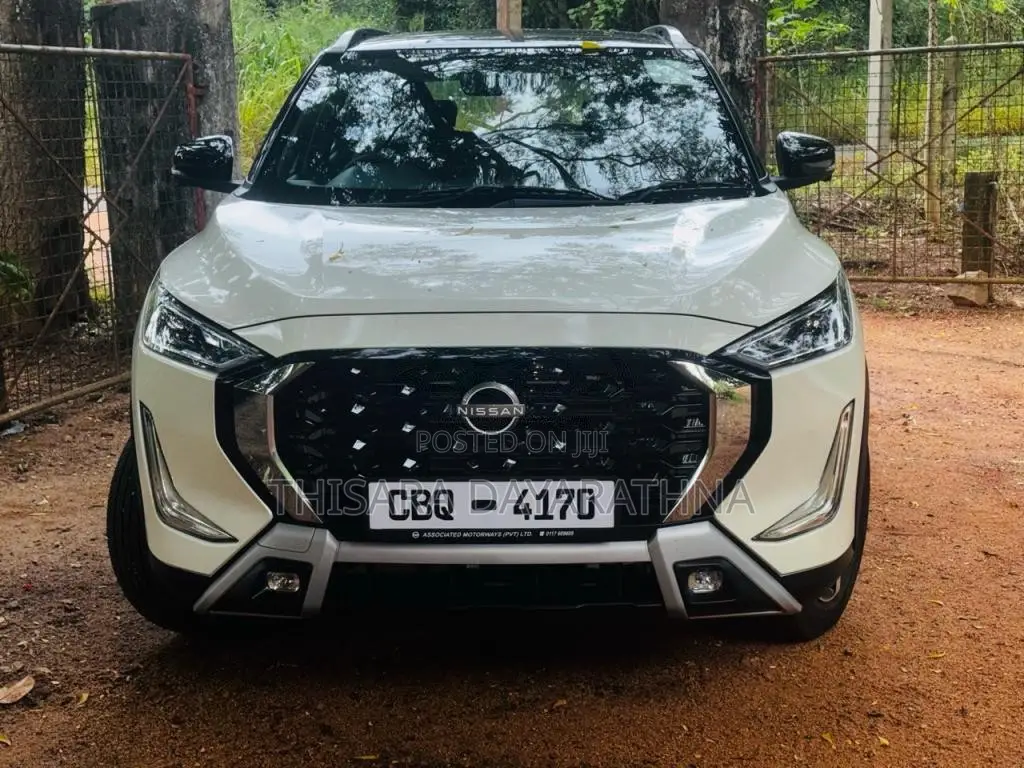 Nissan Magnite 2025 SUV (Used)