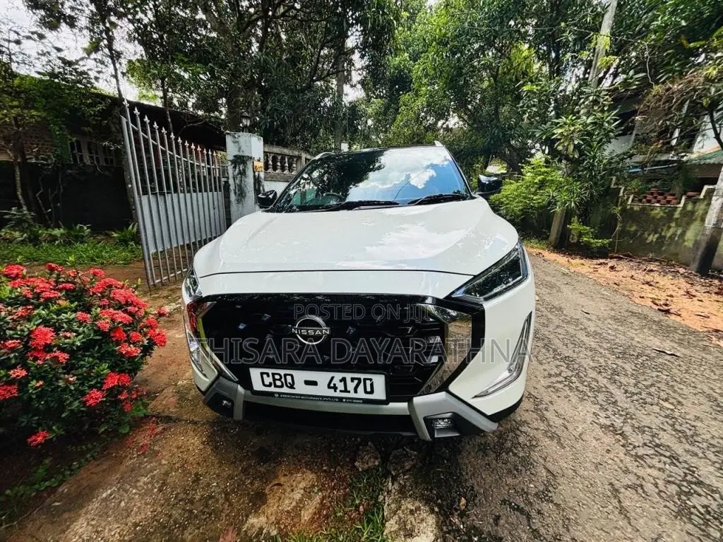Nissan Magnite 2025 SUV (Used)