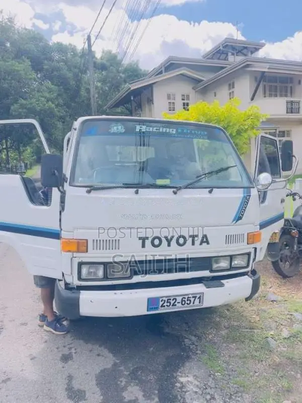 Toyota CrewCab BU70 1994 Crew Cab (Used)