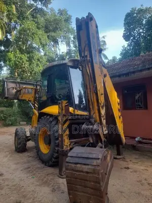 JCB 3cx 2004 Heavy-Duty (Used)