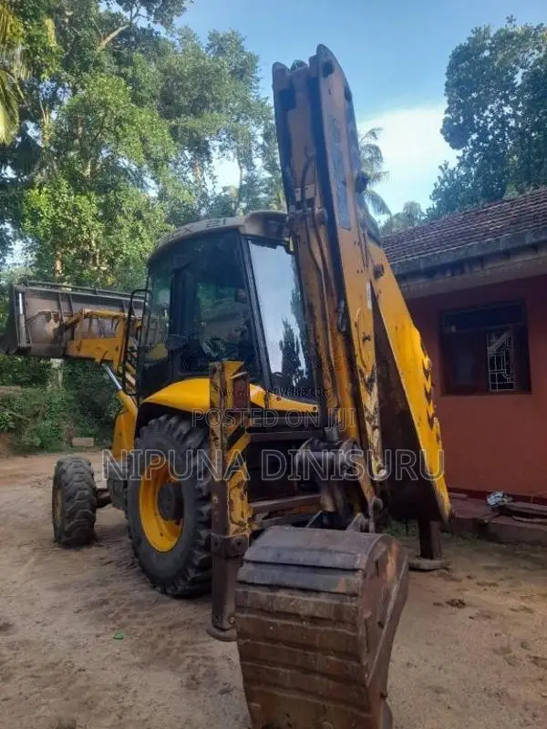 JCB 3cx 2004 Heavy-Duty (Used)
