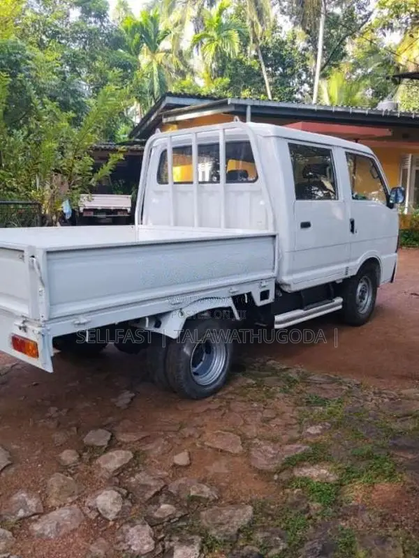 Mazda Mazda 1996 Crew Cab (Used)
