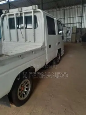 Isuzu ELF 1980 Crew Cab (Used)