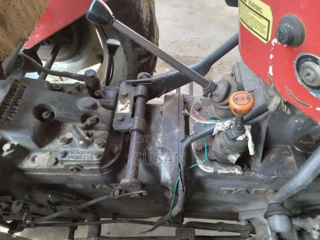 TAFE 35 DI 2006 Tractor (Used)
