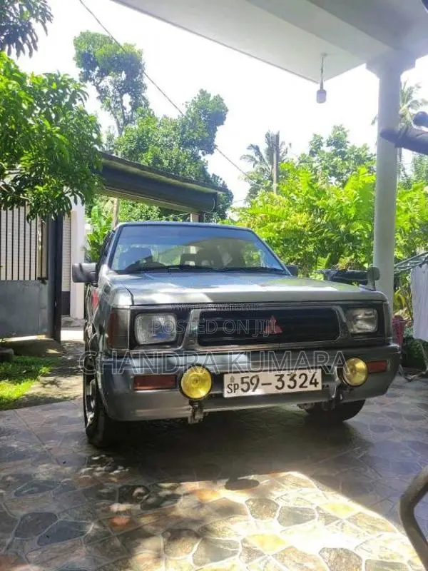 Mitsubishi L200 1997 Pickup (Used)