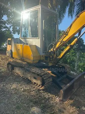 Komatsu 30-6 2012 Heavy-Duty (Used)