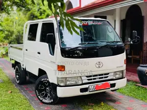 Toyota CrewCab 1996 Crew Cab (Used)