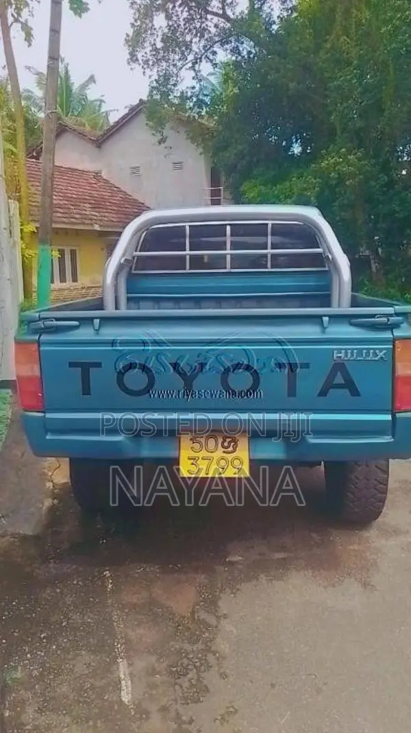 Toyota Hilux LN 65 1984 Pickup (Used)