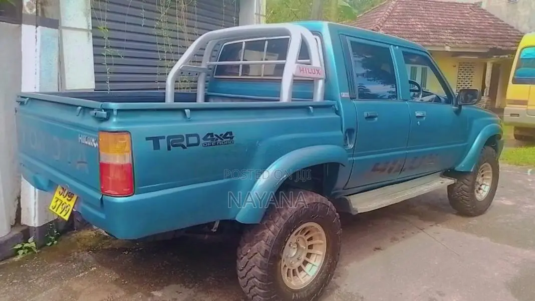 Toyota Hilux LN 65 1984 Pickup (Used)